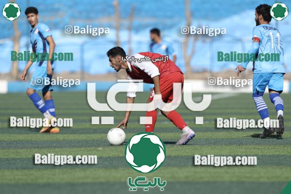 عقاب ۲ - ۱ پرسپولیس