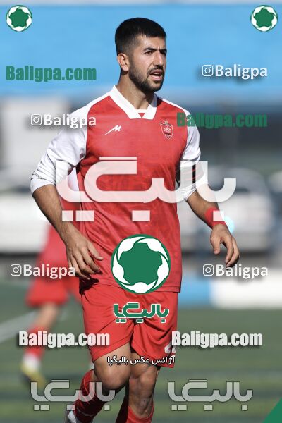 عقاب ۲ - ۱ پرسپولیس