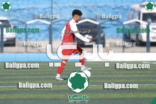 عقاب ۲ - ۱ پرسپولیس