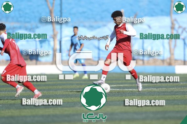 عقاب ۲ - ۱ پرسپولیس