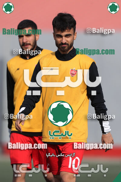 پرسپولیس 2–0 پدیده غرب پویان