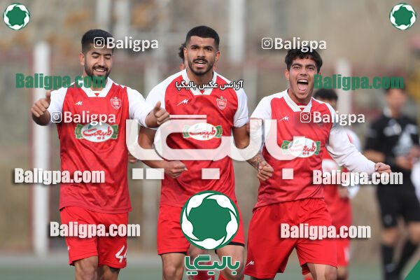 پرسپولیس 2–0 پدیده غرب پویان