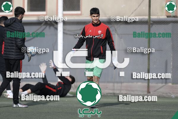 دوستی مهر 2–3 پرسپولیس