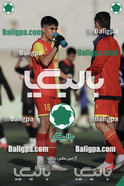دوستی مهر 2–3 پرسپولیس