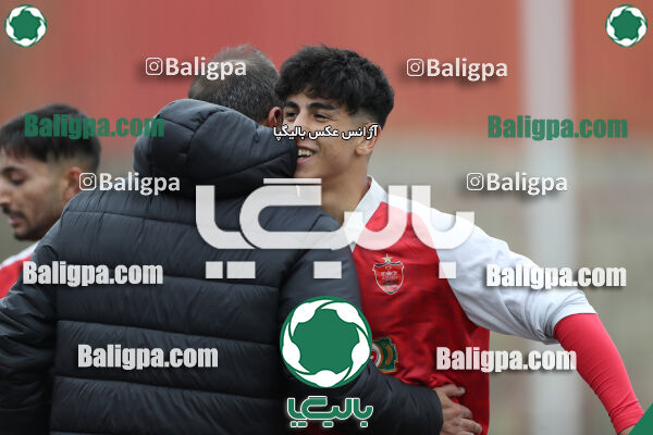 پرسپولیس 2–2 پیام