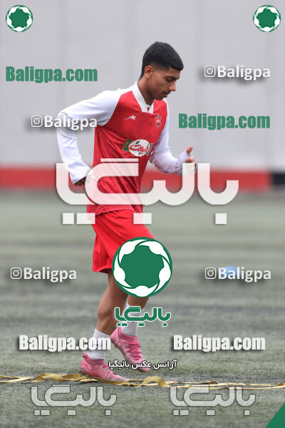 پرسپولیس 4–2 مقاومت