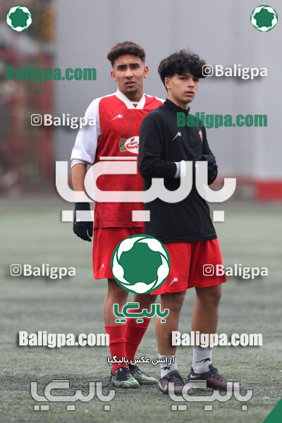 پرسپولیس 4–2 مقاومت