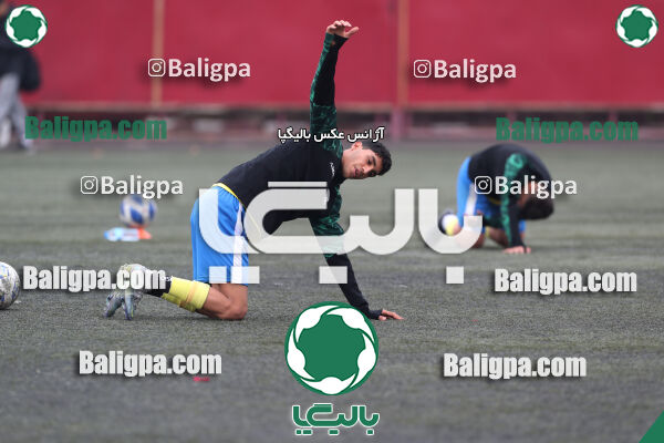 پرسپولیس 4–2 مقاومت