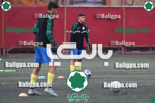 پرسپولیس 4–2 مقاومت