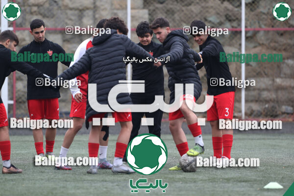پرسپولیس 4–2 مقاومت