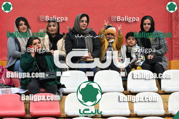 پرسپولیس 4–2 مقاومت