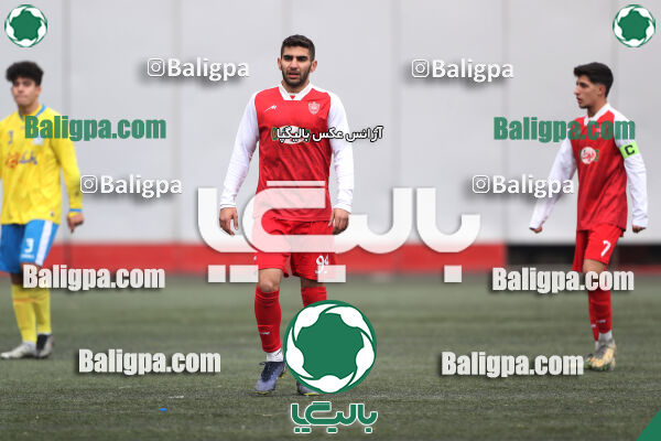 پرسپولیس 4–2 مقاومت
