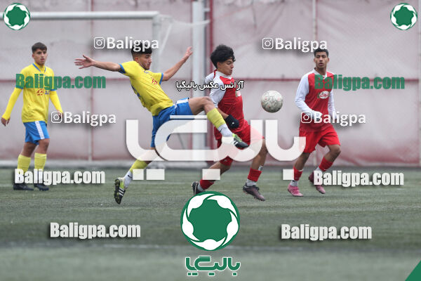 پرسپولیس 4–2 مقاومت