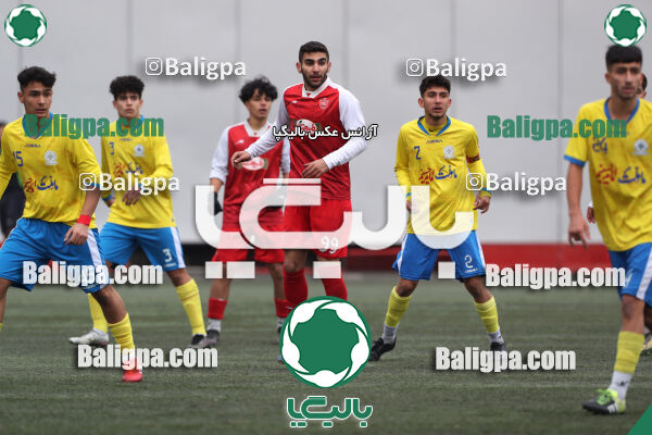 پرسپولیس 4–2 مقاومت