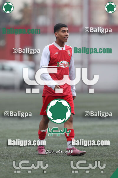 پرسپولیس 4–2 مقاومت