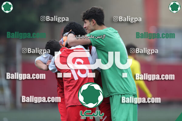 پرسپولیس 4–2 مقاومت