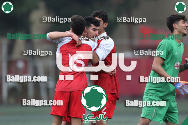 پرسپولیس 4–2 مقاومت