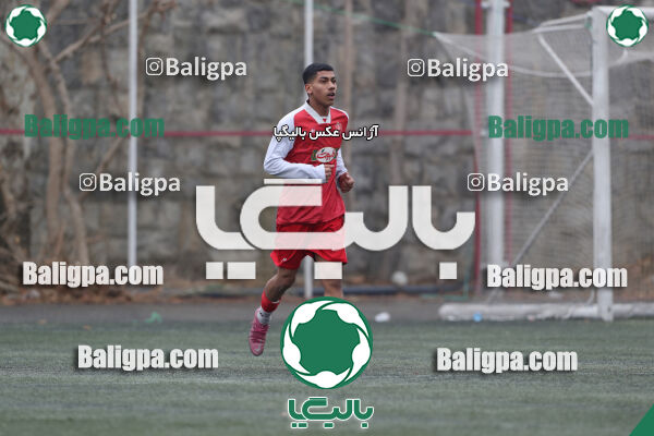 پرسپولیس 4–2 مقاومت