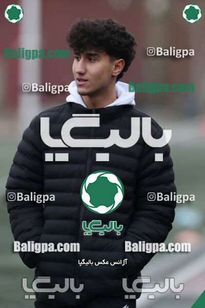 پرسپولیس 4–2 مقاومت