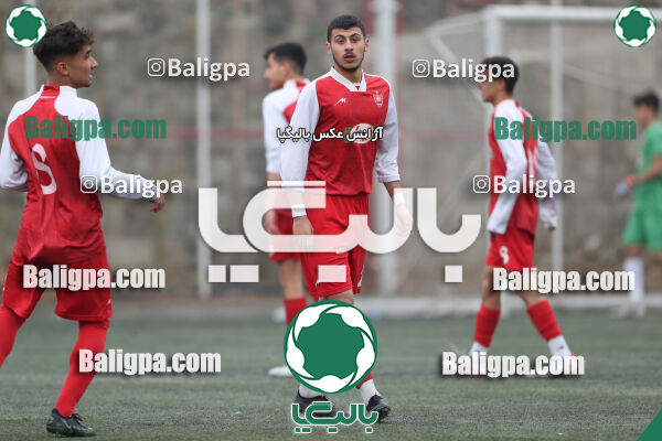 پرسپولیس 4–2 مقاومت