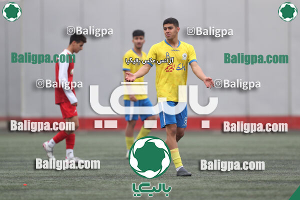 پرسپولیس 4–2 مقاومت