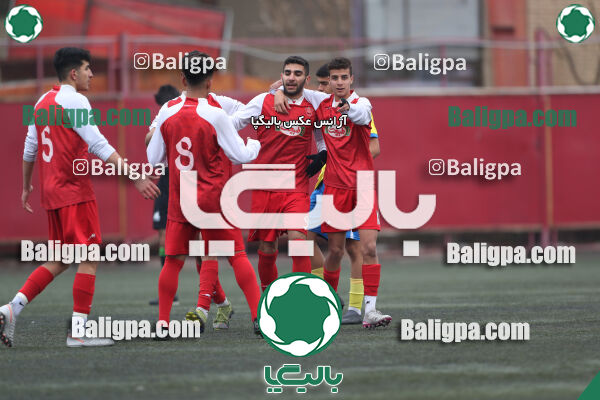 پرسپولیس 4–2 مقاومت