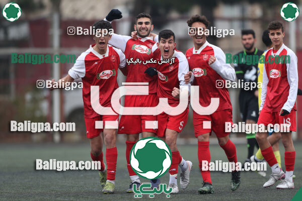 پرسپولیس 4–2 مقاومت