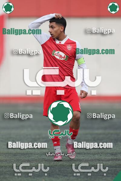 پرسپولیس 4–2 مقاومت