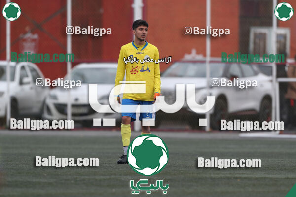 پرسپولیس 4–2 مقاومت