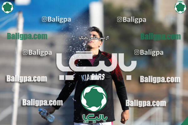 ماهور ری 1–2 پدیده غرب پویان