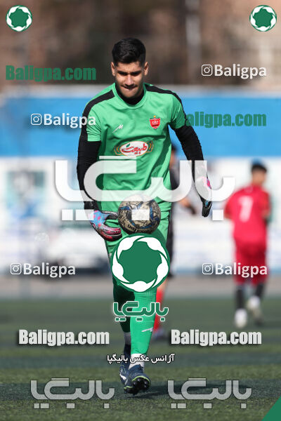 آریو مهر 0–3 پرسپولیس