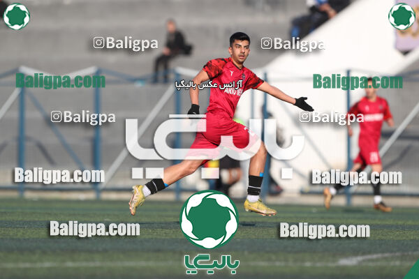 آریو مهر 0–3 پرسپولیس