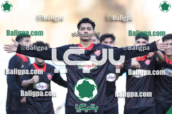آریو مهر 0–3 پرسپولیس