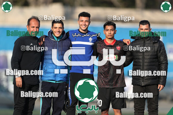 آریو مهر 0–3 پرسپولیس