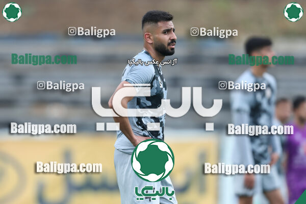 نیروی زمینی 2–1 هوادار
