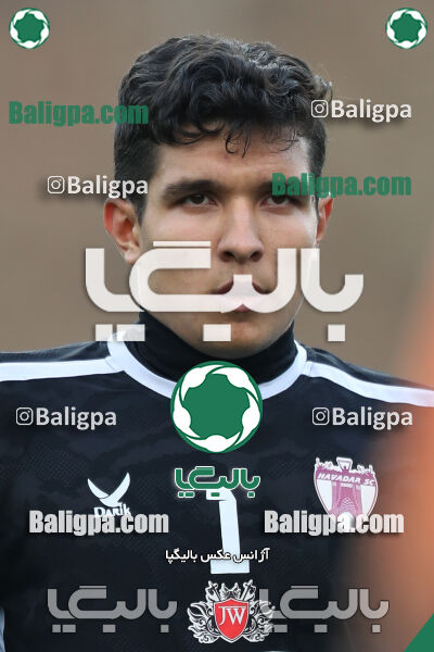 نیروی زمینی 2–1 هوادار