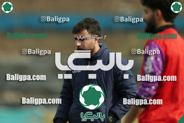 نیروی زمینی 2–1 هوادار