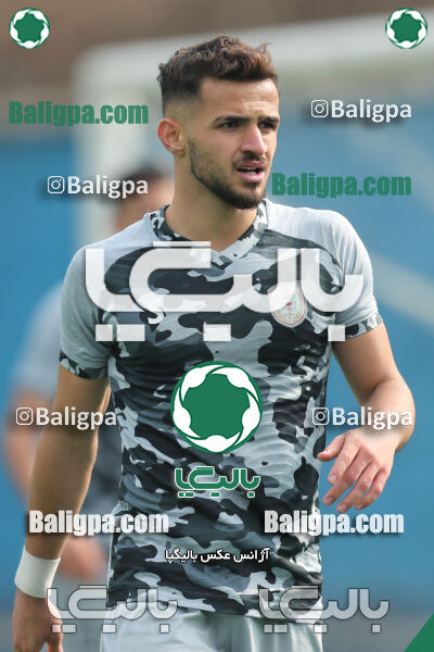 نیروی زمینی 2–1 هوادار