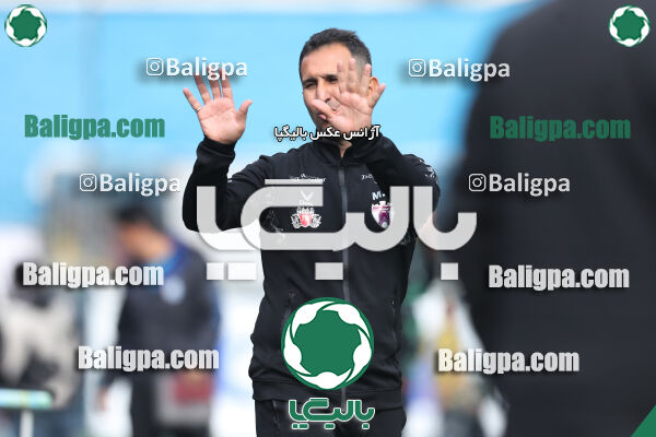 نیروی زمینی 2–1 هوادار