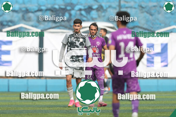 نیروی زمینی 2–1 هوادار