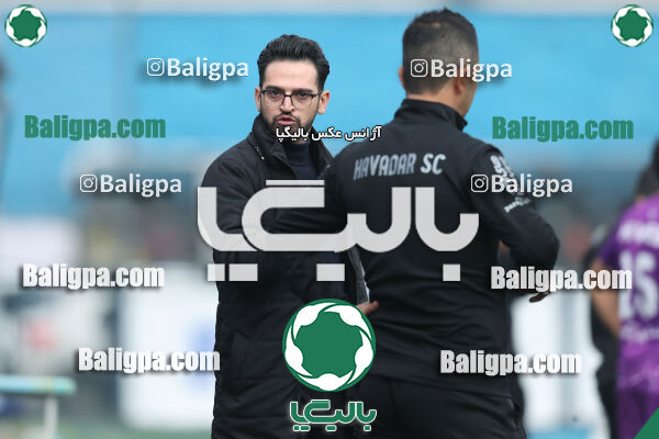نیروی زمینی 2–1 هوادار