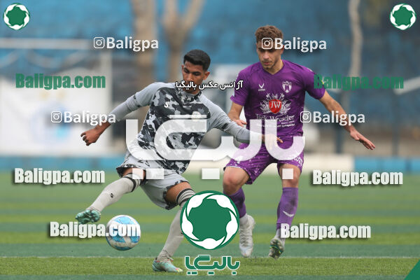 نیروی زمینی 2–1 هوادار