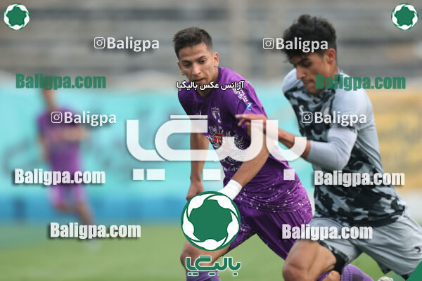 نیروی زمینی 2–1 هوادار