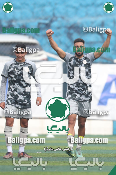 نیروی زمینی 2–1 هوادار