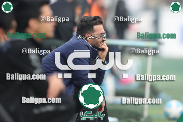 نیروی زمینی 2–1 هوادار