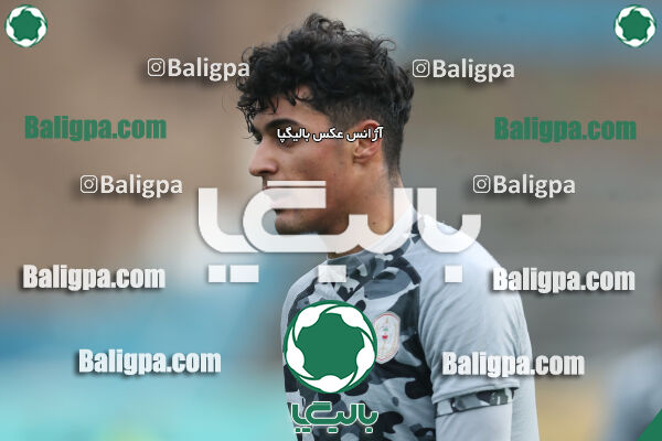 نیروی زمینی 2–1 هوادار
