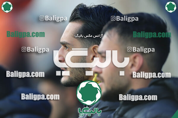 نیروی زمینی 2–1 هوادار