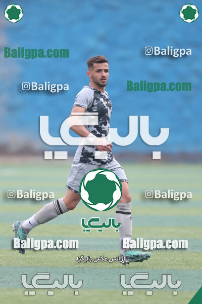 نیروی زمینی 2–1 هوادار