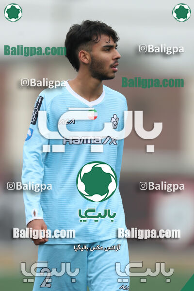 پیکان 2–1 مقاومت