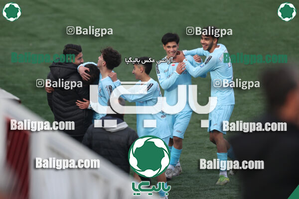 پیکان 2–1 مقاومت